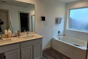 7831 Murciana Dr, Rosharon, TX 77583 - Photo 5