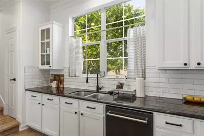 870 Fisher Street, Houston, TX 77018 - Photo 23