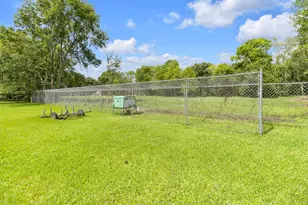 1624 Texas Ave, League City, TX 77573 - Photo 29