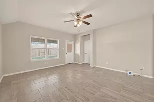 12623 City Village Ln, Houston, TX 77047 - Photo 13
