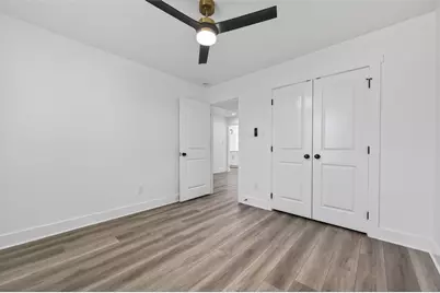 512 W Jefferson Street, Brenham, TX 77833 - Photo 17