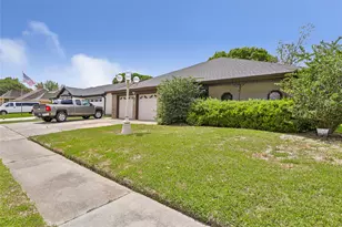 6006 Egypt Dr, Pasadena, TX 77505 - Photo 5