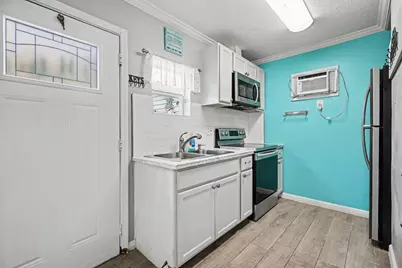 4110 Avenue T 1/2, Galveston, TX 77550 - Photo 23