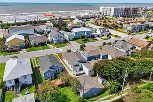 4110 Ave T 1/2, Galveston, TX 77550 - Photo 33