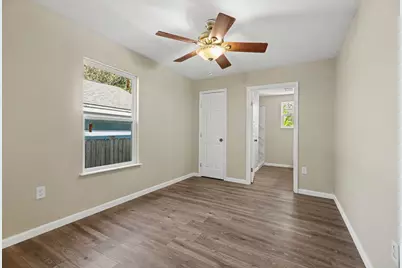 4110 Avenue T 1/2, Galveston, TX 77550 - Photo 17
