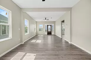 4110 Ave T 1/2, Galveston, TX 77550 - Photo 5
