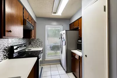 1846 Hollister Street #4, Houston, TX 77080 - Photo 7