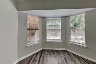 3806 Village Oaks Dr, Houston, TX 77339 - Photo 9