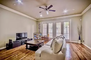 2821 Sherwin St, Houston, TX 77007 - Photo 3