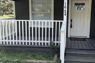 104 Mesquite St, Louise, TX 77455 - Photo 3