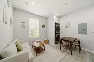 715 28th St, Galveston, TX 77550 - Photo 9