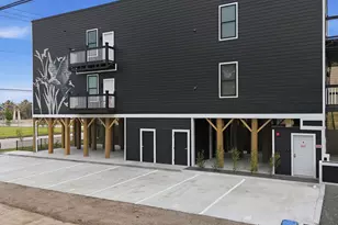 715 28th St, Galveston, TX 77550 - Photo 29