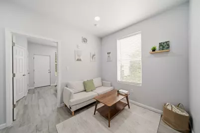 715 28th Street, Galveston, TX 77550 - Photo 3