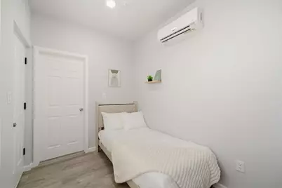 715 28th Street, Galveston, TX 77550 - Photo 11