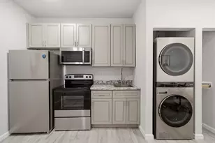 715 28th St, Galveston, TX 77550 - Photo 13
