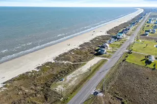 23221 Galceran Dr, Galveston, TX 77554 - Photo 7