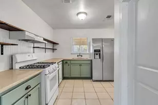 6942 Peyton St, Houston, TX 77028 - Photo 19
