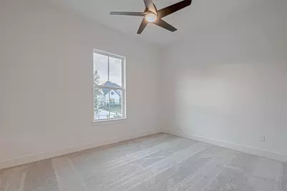 26914 Arethusa Court, The Woodlands, TX 77389 - Photo 17