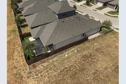 102 Camelia Street, Garland, TX 75043 - Photo 47
