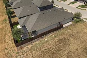 102 Camelia St, Garland, TX 75043 - Photo 47