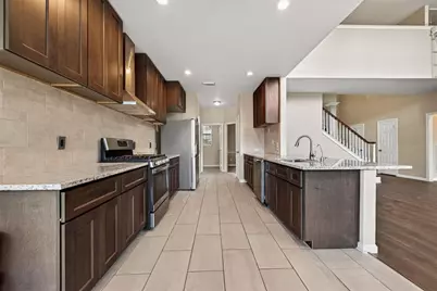 2215 Alberton Lane, Pearland, TX 77584 - Photo 9