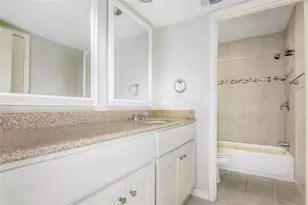4800 Palmetto St, Bellaire, TX 77401 - Photo 15