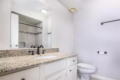 4800 Palmetto Street, Bellaire, TX 77401 - Photo 17