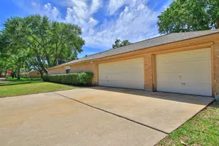 14902 Beechmoor Dr, Houston, TX 77095 - Photo 37