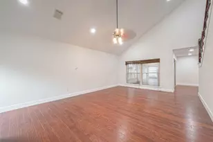 12127 Carriage Hill Dr, Houston, TX 77077 - Photo 5