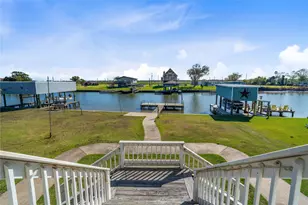 2071 County Rd 291, Bay City, TX 77414 - Photo 25