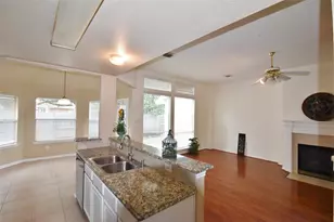 1210 Ivory Meadow Ln, Sugar Land, TX 77479 - Photo 9