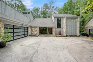 4 Coralvine Ct, The Woodlands, TX 77380 - Photo 3