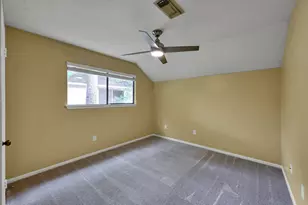 4 Coralvine Ct, The Woodlands, TX 77380 - Photo 39