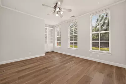 38 Shell Port Square, The Woodlands, TX 77380 - Photo 5
