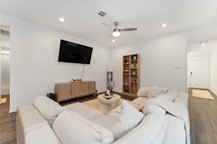 4937 Blue Beetle Rdg Dr, Katy, TX 77493 - Photo 3