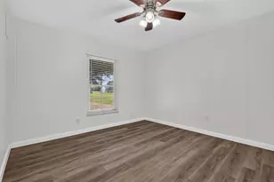 1955 Lauren Ln, Sealy, TX 77474 - Photo 23