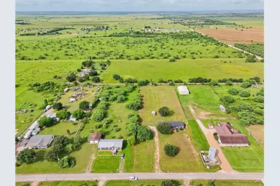 1955 Lauren Lane, Sealy, TX 77474 - Photo 45