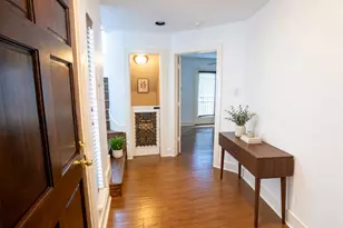 718 W 22nd St, Houston, TX 77008 - Photo 3