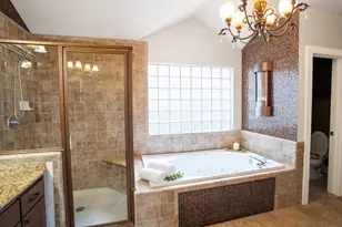 718 W 22nd St, Houston, TX 77008 - Photo 17