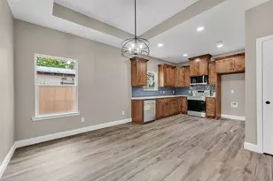 905 A W Virginia St, Navasota, TX 77868 - Photo 5