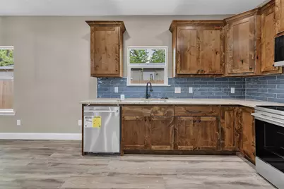 905 A W Virginia Street, Navasota, TX 77868 - Photo 7