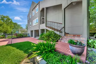 112 Oak Rd, Clear Lake Shores, TX 77565 - Photo 5