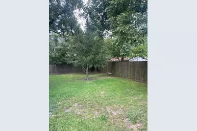 918 Maple Street, Clute, TX 77531 - Photo 21