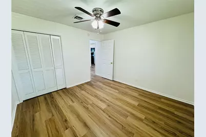 340 N Houston Street #7, Webster, TX 77598 - Photo 11