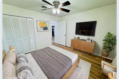 340 N Houston Street #7, Webster, TX 77598 - Photo 3