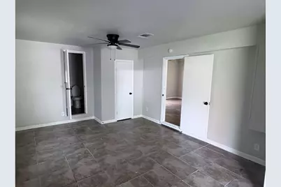 5923 Van Fleet Street, Houston, TX 77033 - Photo 7