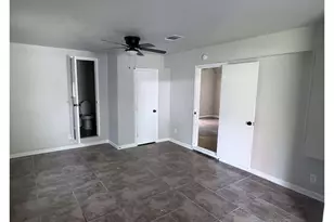 5923 Van Fleet St, Houston, TX 77033 - Photo 7