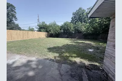 5923 Van Fleet Street, Houston, TX 77033 - Photo 5