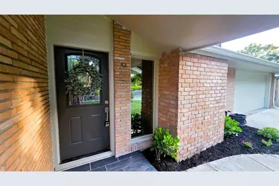 5315 Briarbend Drive, Houston, TX 77096 - Photo 5