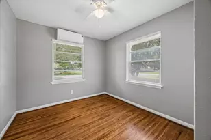 2439 S Austin Ave, Pearland, TX 77581 - Photo 7